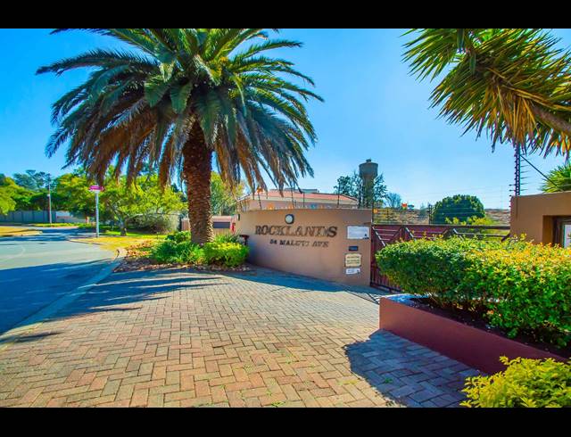 1 bed property to rent in NORTHCLIFF